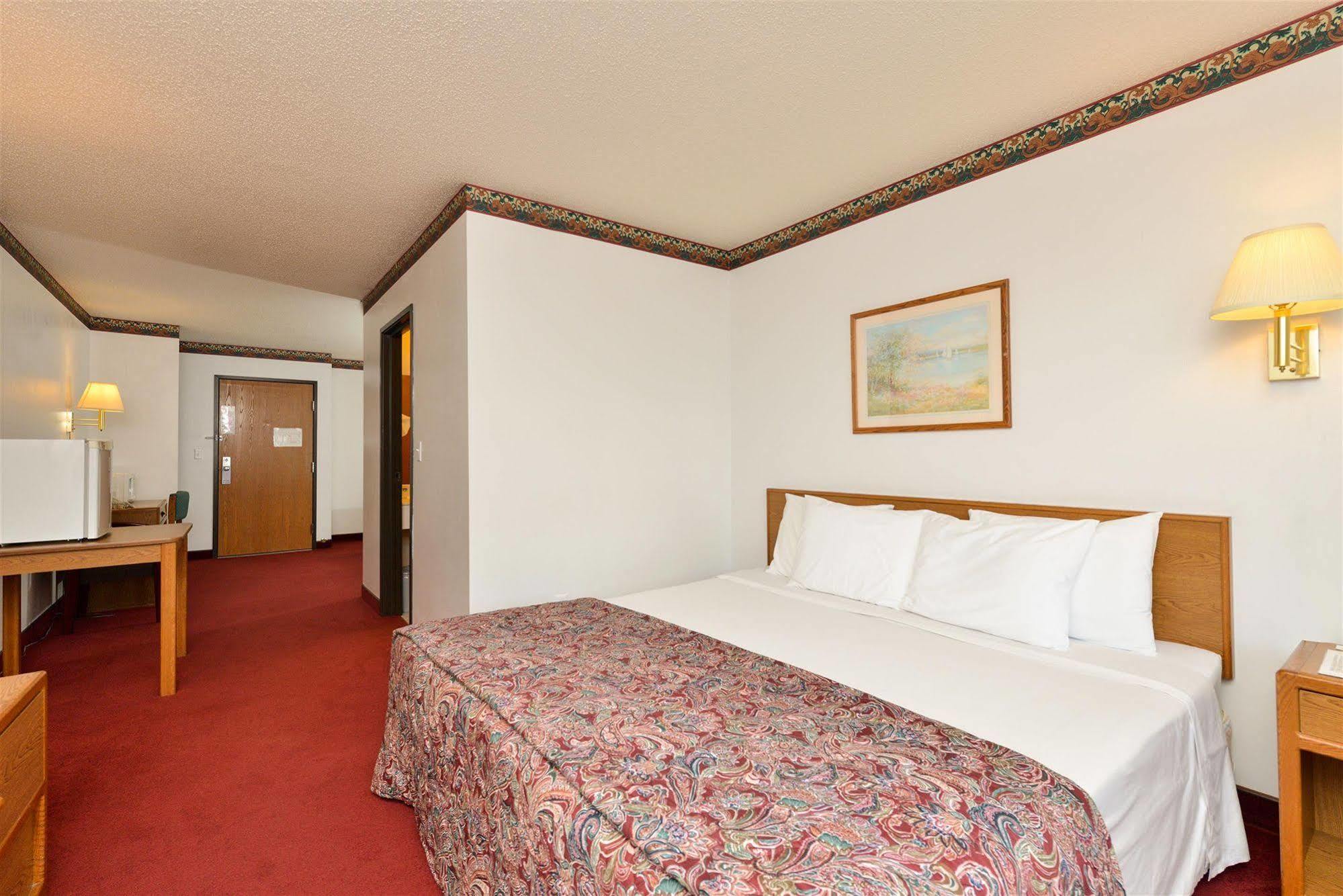 Americas Best Value Inn & Suites Clear Lake Zewnętrze zdjęcie
